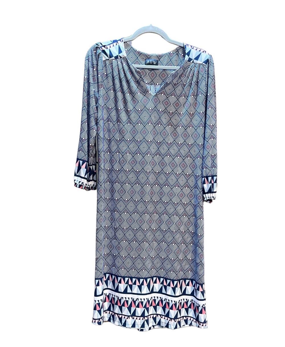 Beautiful Knee Long AUW Dress Size 6